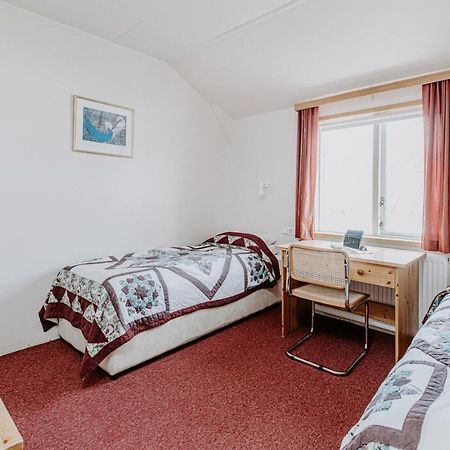 לאוגר Narfastadir Guesthouse מראה חיצוני תמונה