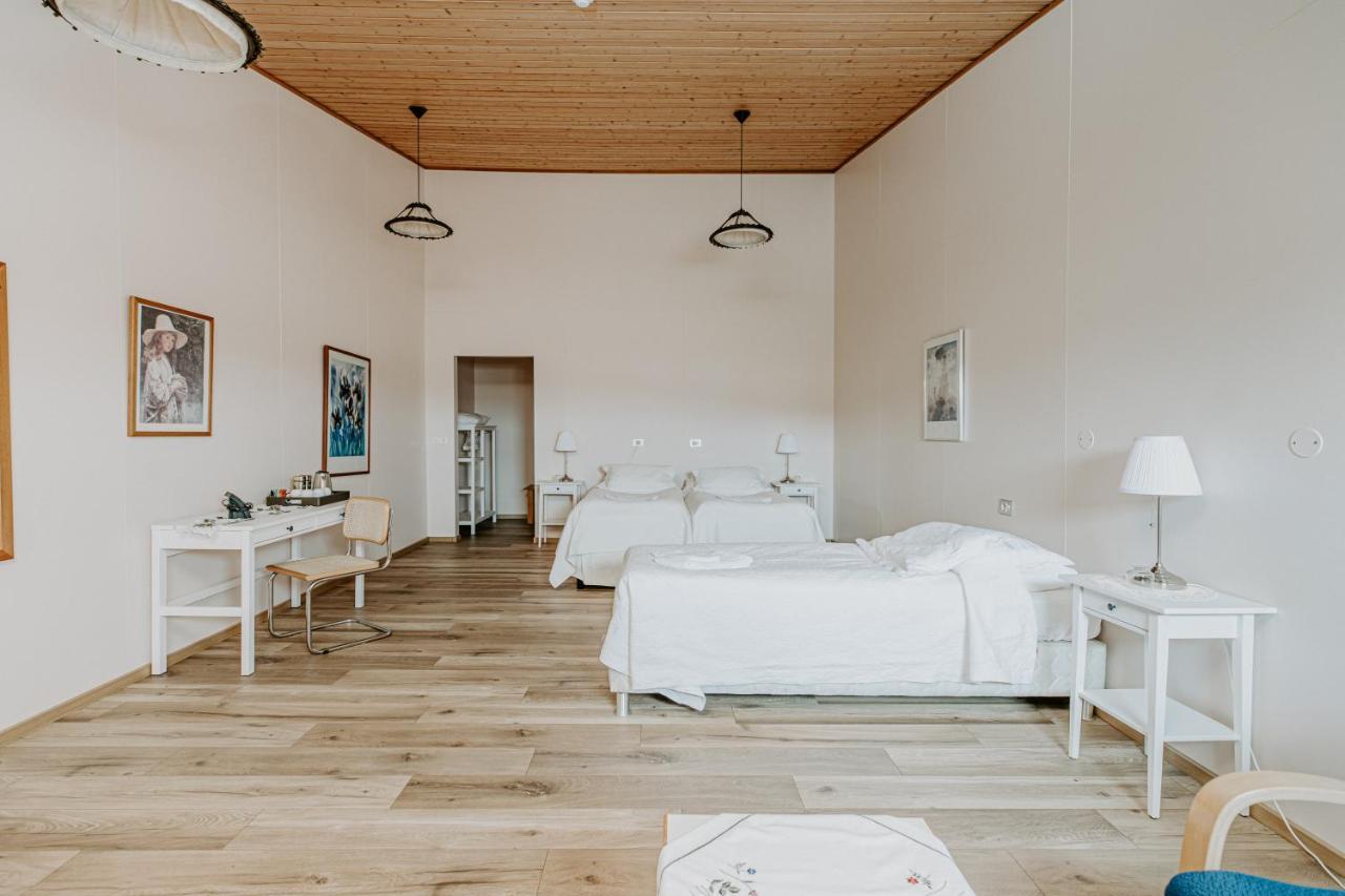 לאוגר Narfastadir Guesthouse מראה חיצוני תמונה