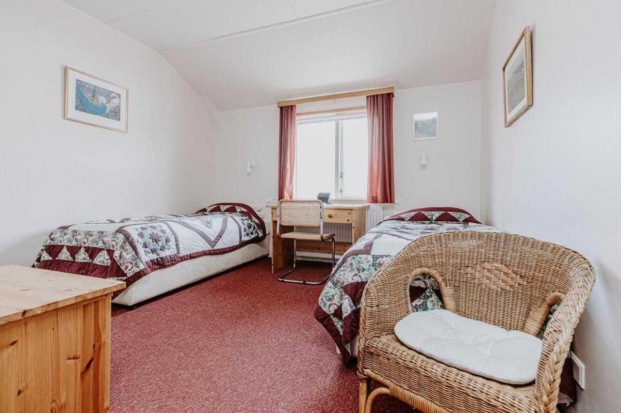 לאוגר Narfastadir Guesthouse מראה חיצוני תמונה