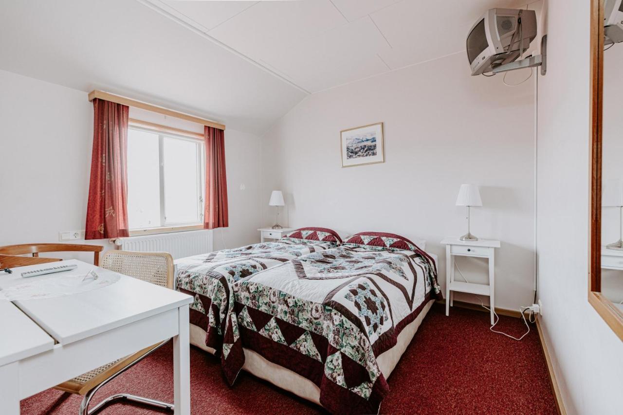 לאוגר Narfastadir Guesthouse מראה חיצוני תמונה