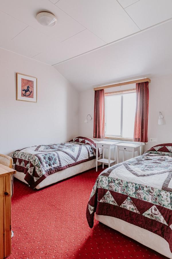 לאוגר Narfastadir Guesthouse מראה חיצוני תמונה
